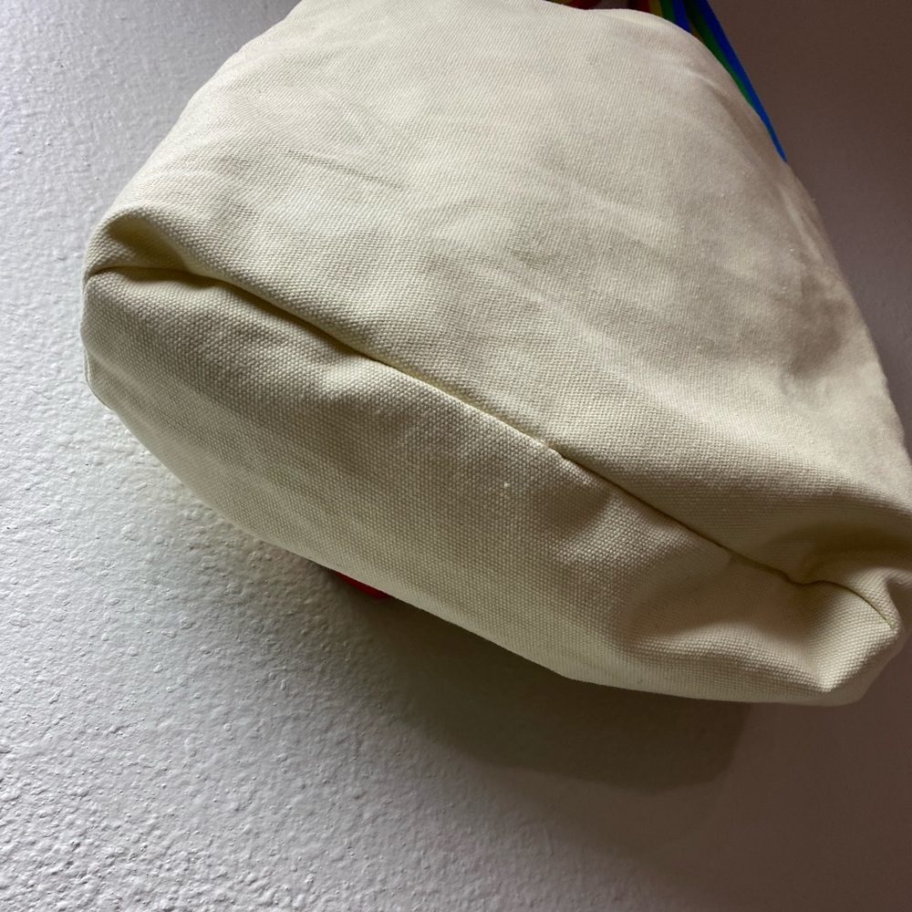 Rainbow stripe heart print tote - Picture 6 of 9